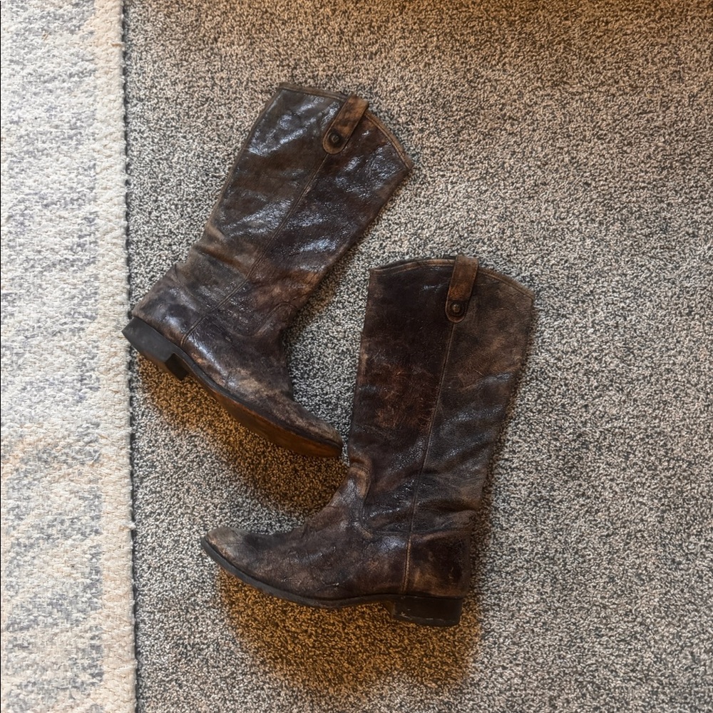 Brown distressed Frye boots